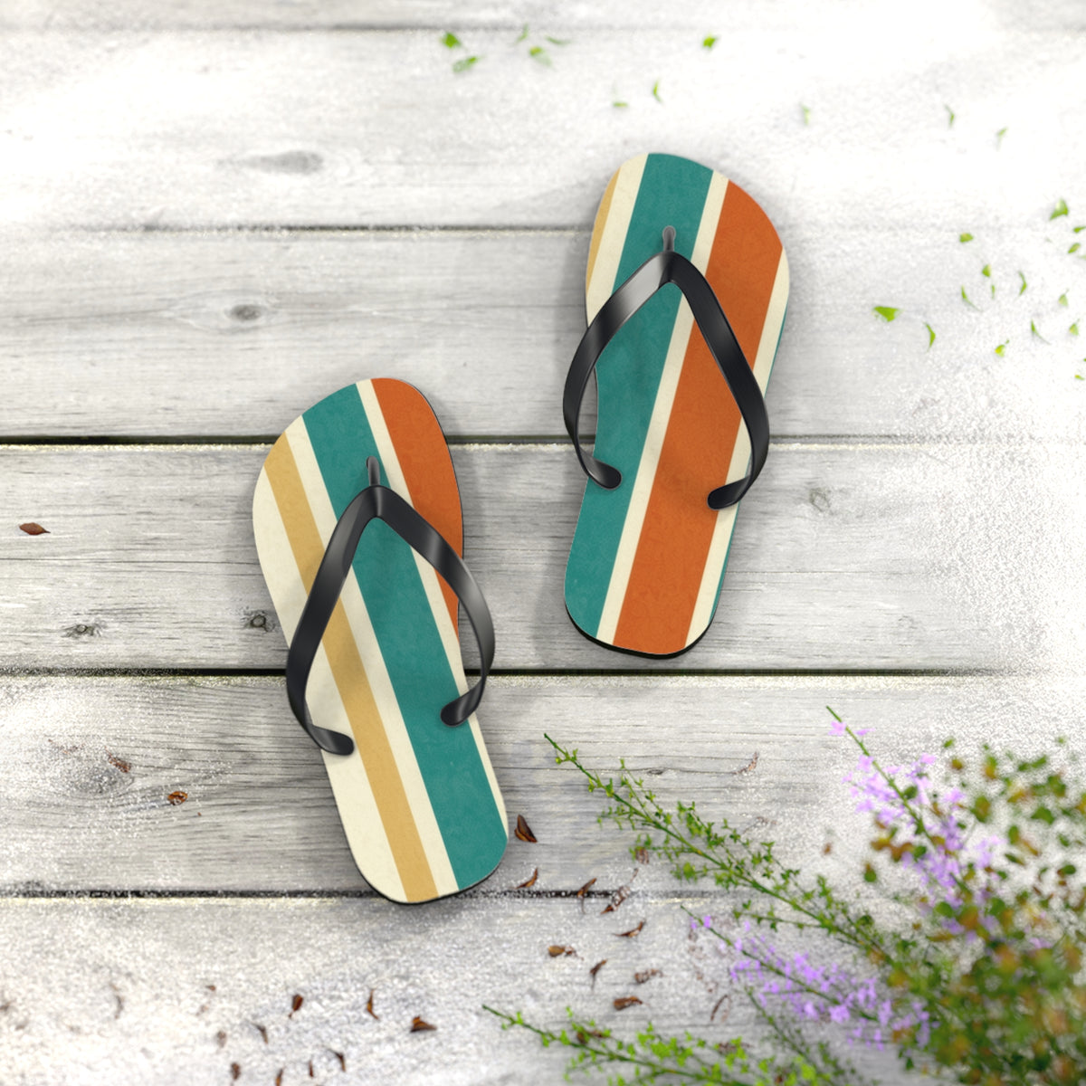 Retro Beach Stripe Flip Flops — Vintage Surf-Inspired Summer Sandals