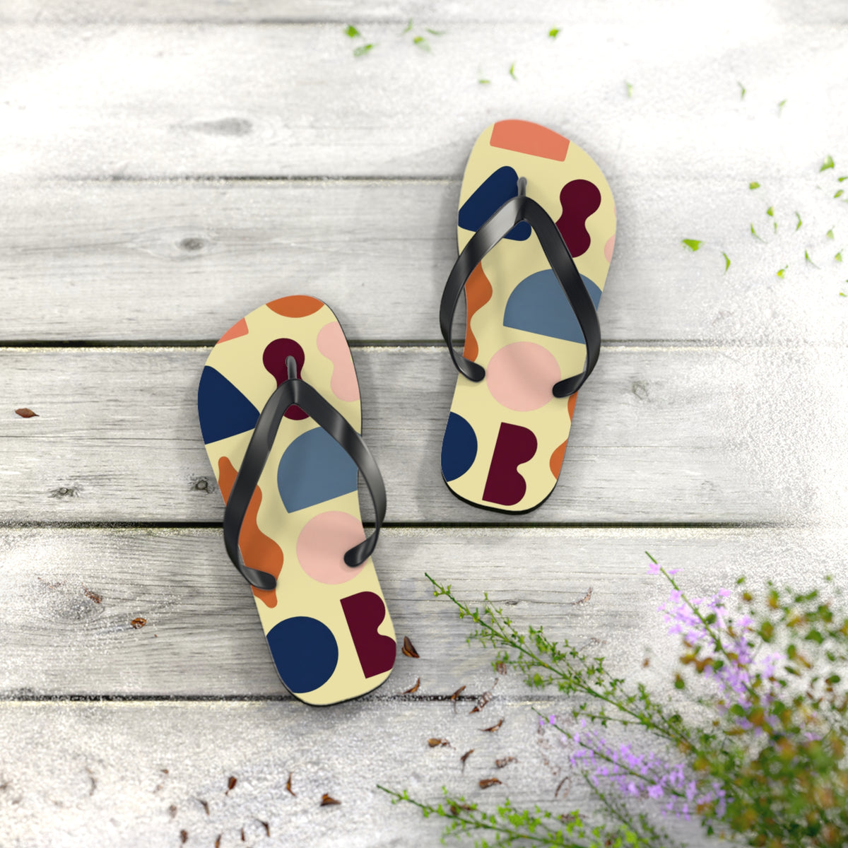 Abstract Colorblock Flip Flops – Retro Geometric Summer Sandals