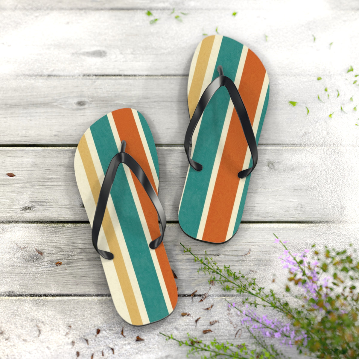 Retro Beach Stripe Flip Flops — Vintage Surf-Inspired Summer Sandals