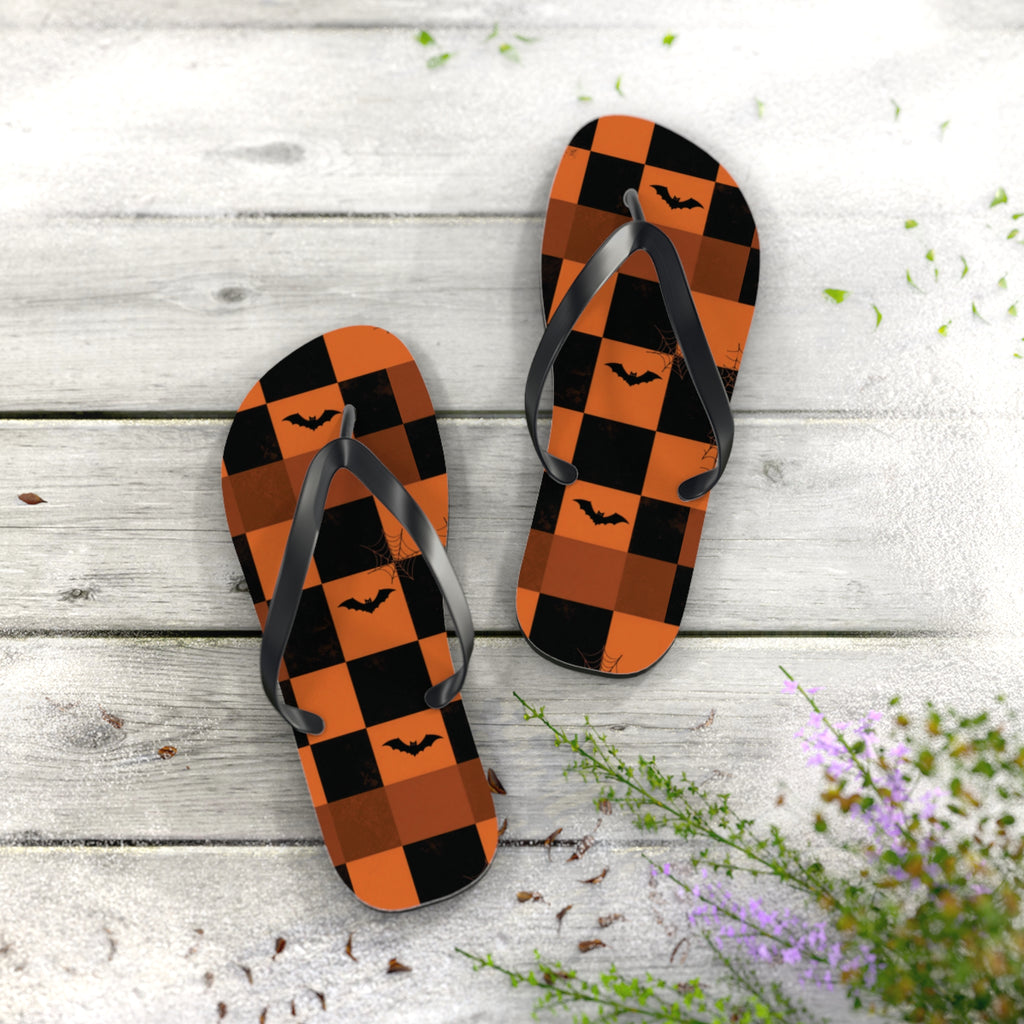 Halloween Bat Checkerboard Flip Flops — Orange & Black Beach Sandals