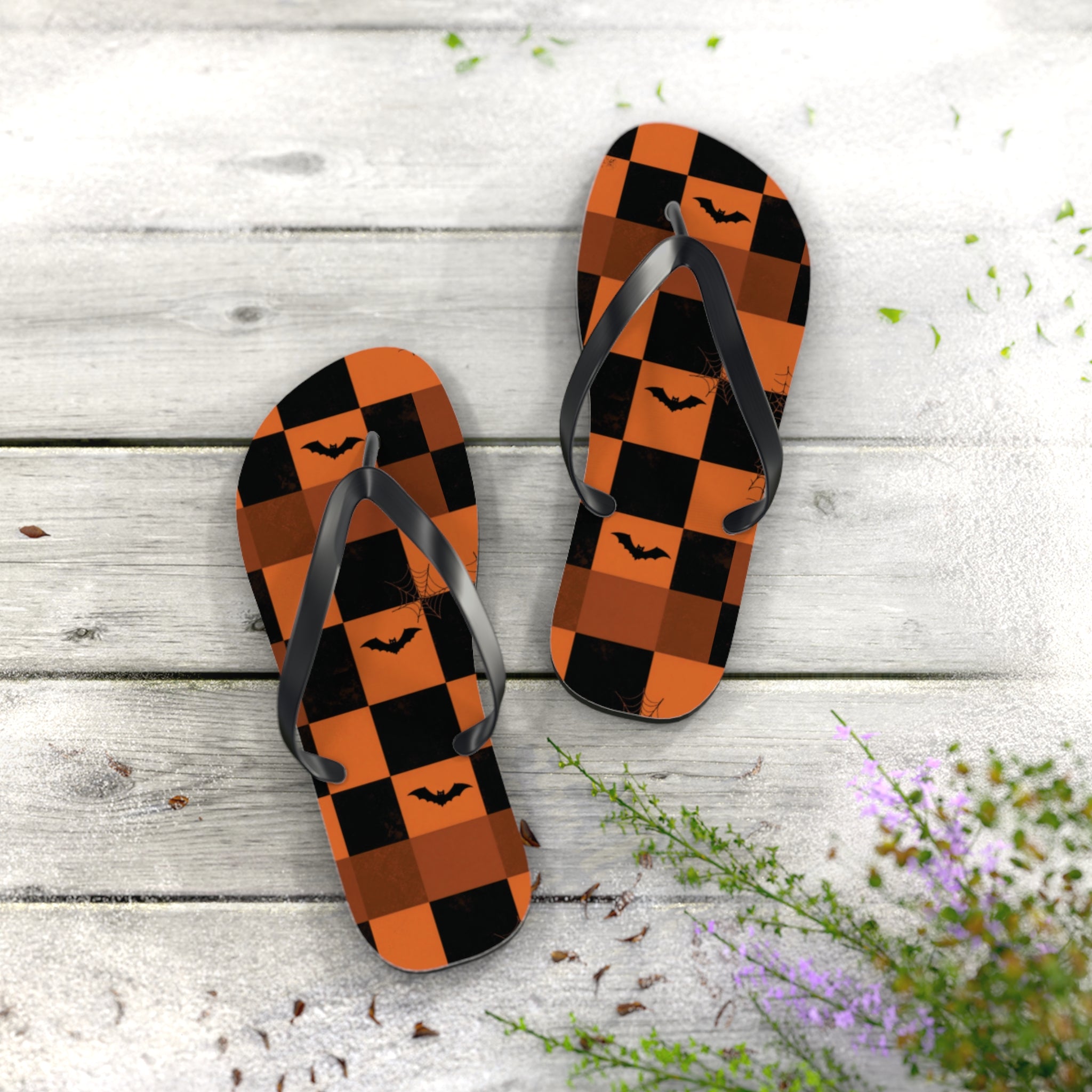 Halloween Bat Checkerboard Flip Flops — Orange & Black Beach Sandals