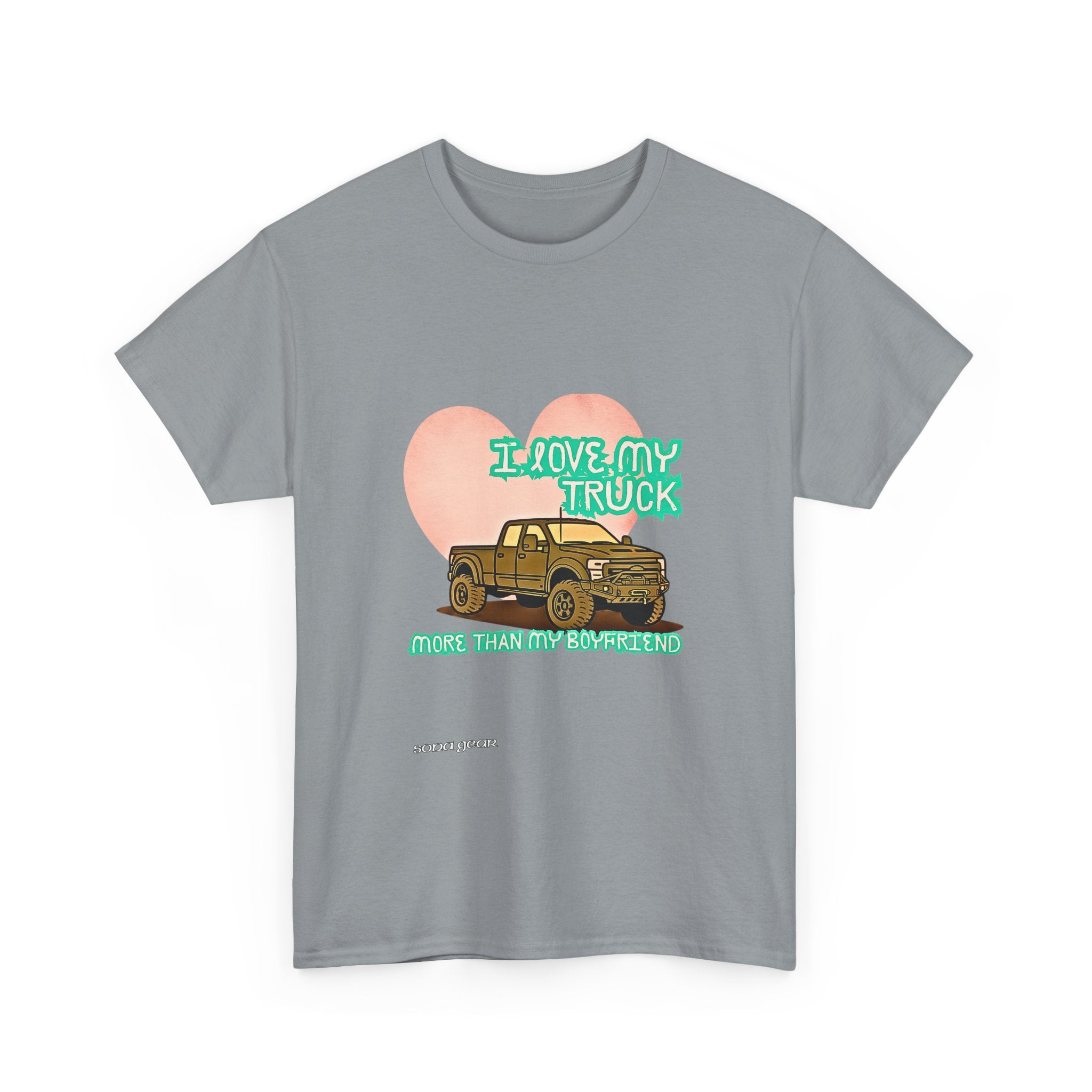 I love my truck - T-Shirt