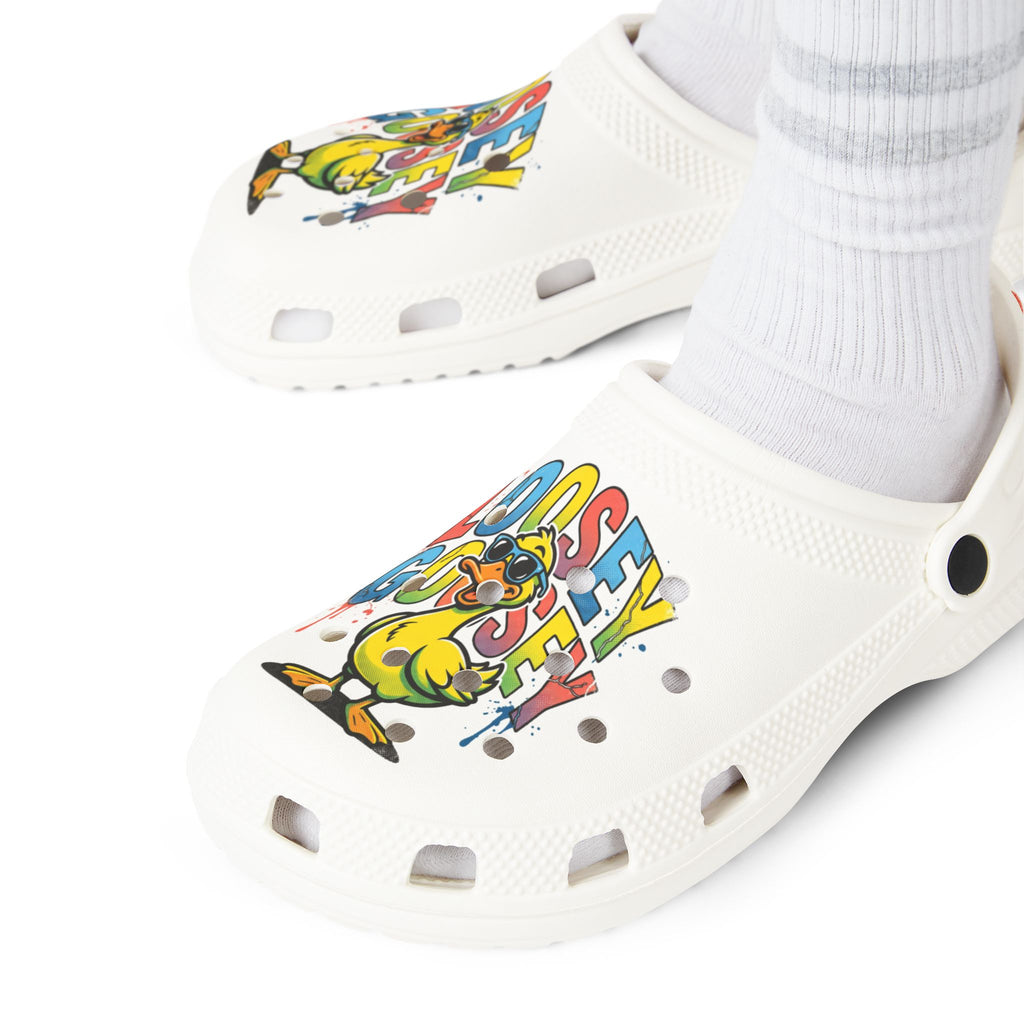 Cartoon Tweety EVA Foam Clogs — Colorful Graphic Slip-On Shoes