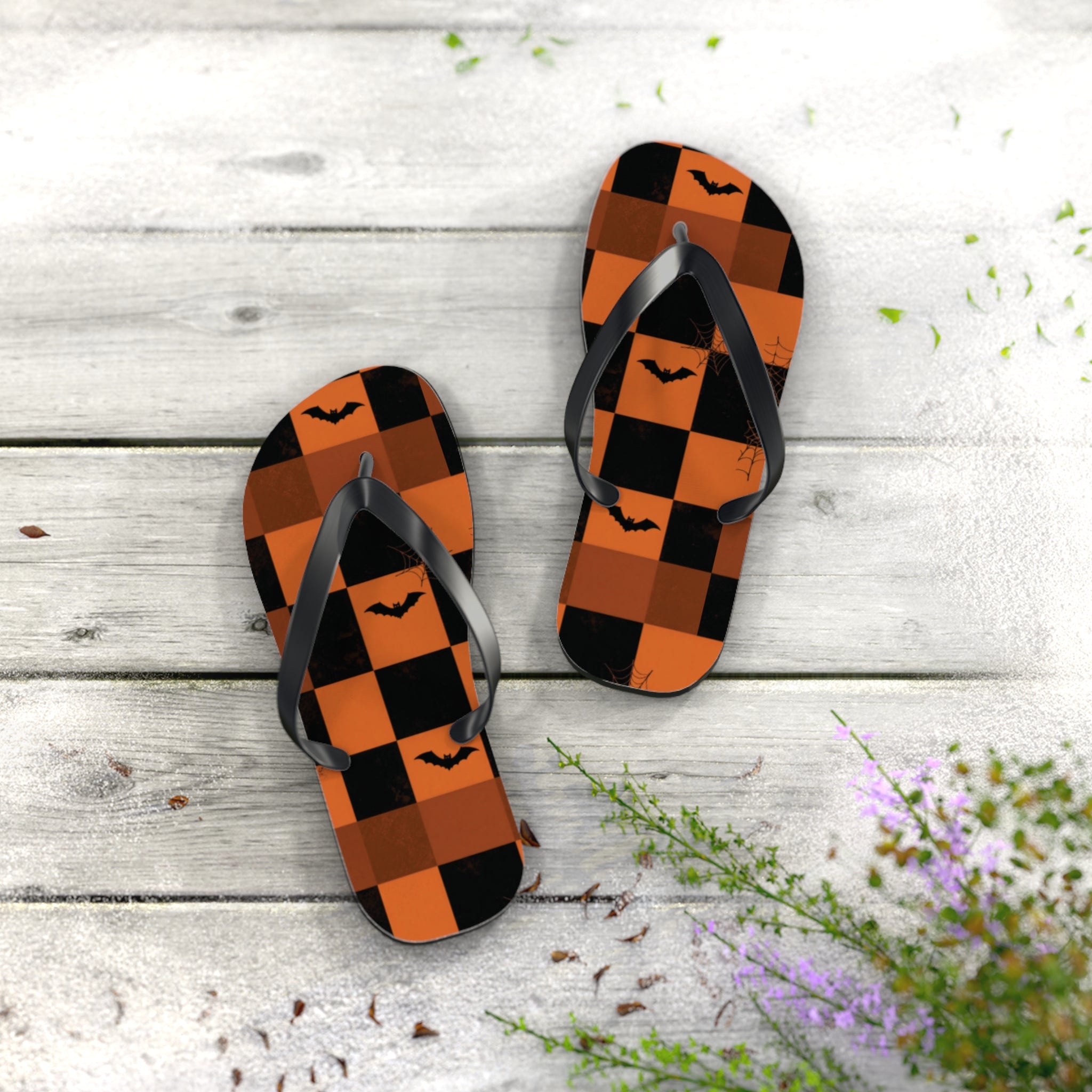 Halloween Bat Checkerboard Flip Flops — Orange & Black Beach Sandals